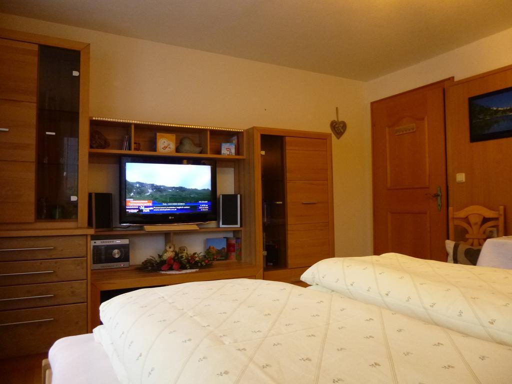 Ferienwohnungen Hauser Waidring Room photo